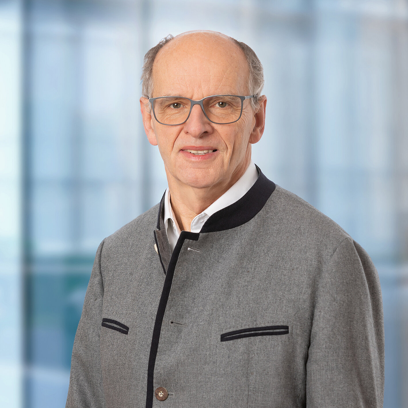 {data.poerner2025_zitat_bild -> f:first().alternative}