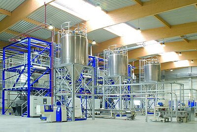 Innenansicht einer Kunststoff-Recyclinganlage